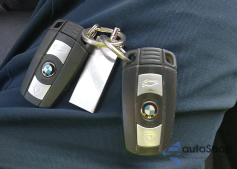 2012 BMW X5 xDrive35D from USA, damaged, VIN 5UXZW0C54CL669256